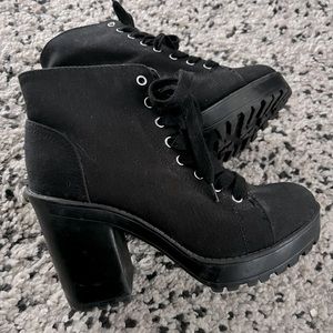 Divided by H&M Platform Heels